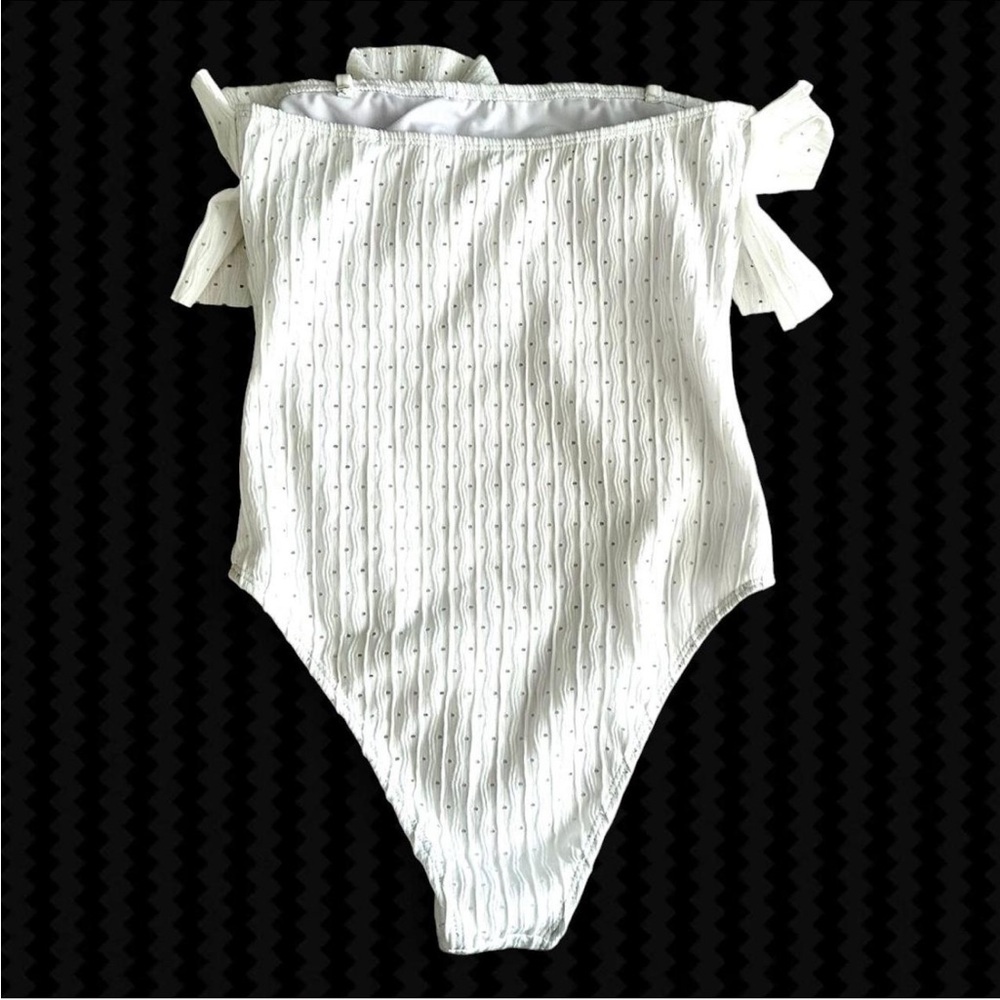 White Ruffled Strapless Swimsuit - Picture 2 of 2
